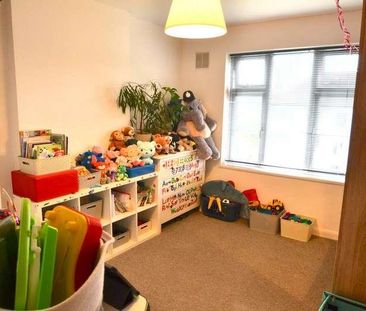 Chinbrook Road, Grove Park London, SE12 - Photo 2