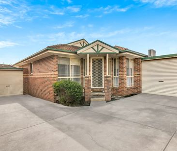 Peaceful Rear Unit Offering Comfort, Convenience and Lifestyle - Photo 6