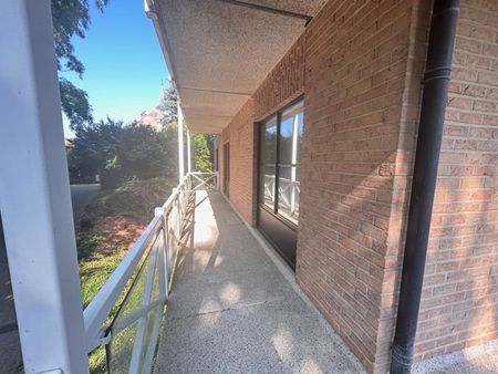 Verhuur appartement 2 kamers, 94m² - Foto 3