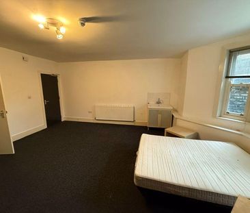 1 bedroom terraced house to rent - Photo 2