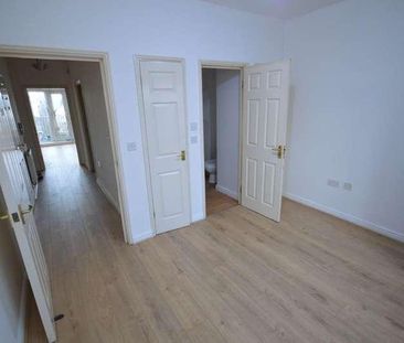 Blackthorn Road, IG1 - Photo 6