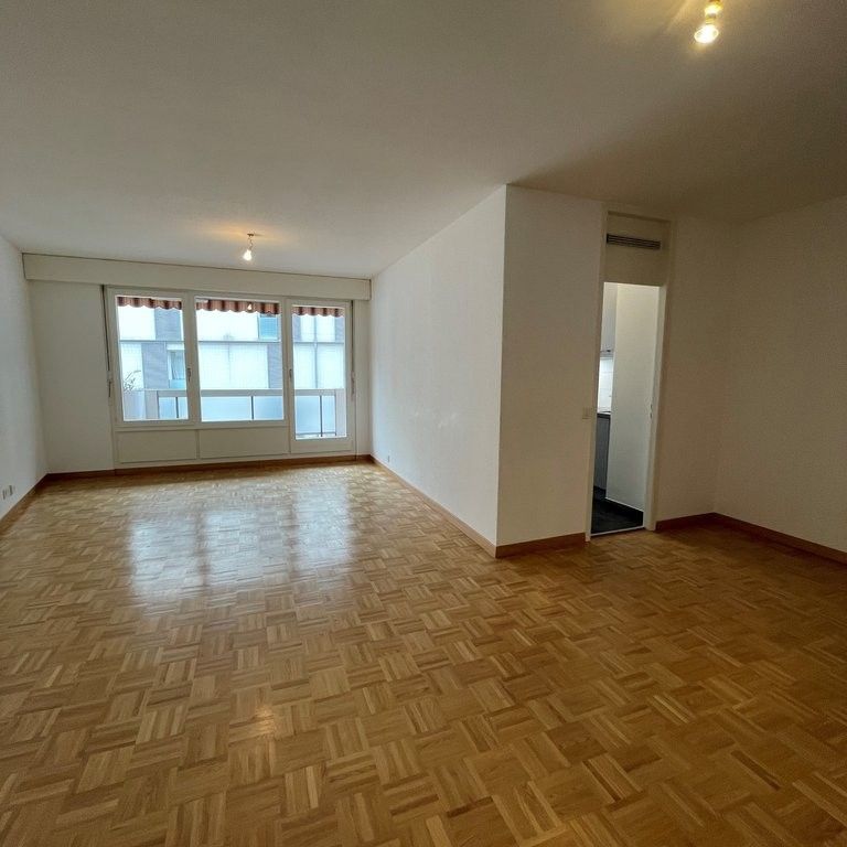 Proche Jonction : 4 pièces avec balcon - Photo 1