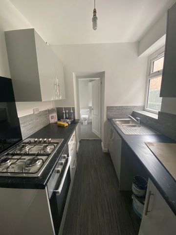 3 Bed Terraced House, Saltersford Road, LE5 - Photo 5