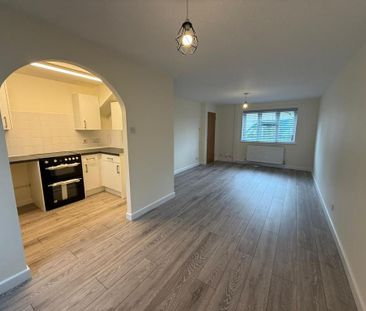 3 bedroom terraced house to rent - Photo 6