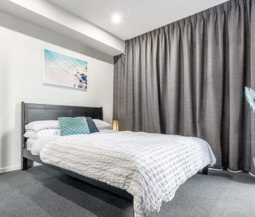 Stylish One-Bedroom Apartment with Spacious Balcony in the Heart of... - Photo 4