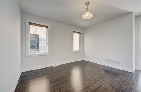 For Lease - 767 QUEENSTON Boulevard, Woodstock, Ontario - Photo 2