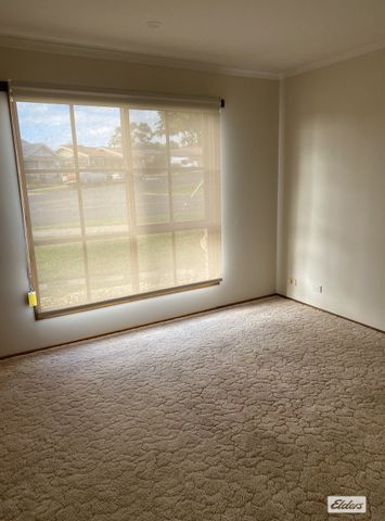 Updated 2 bedroom Unit close to Amenities - Photo 4