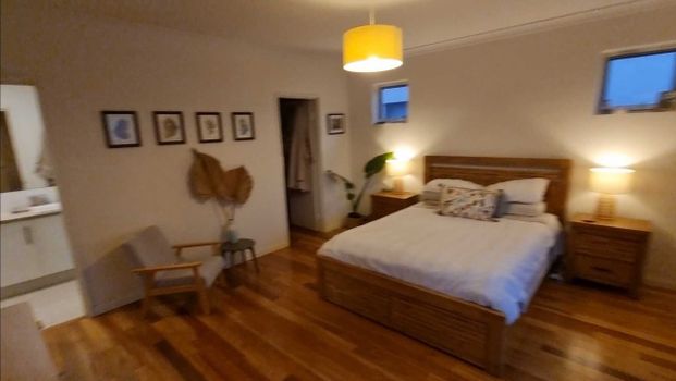 Leederville - Photo 1