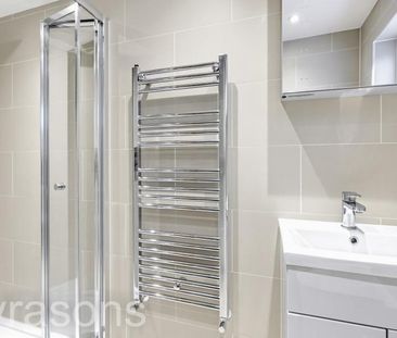 2 bedroom flat to rent - Photo 6