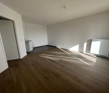 Location Appartement 3 pièces 57m² LE PLESSIS ROBINSON 92350 - Photo 4