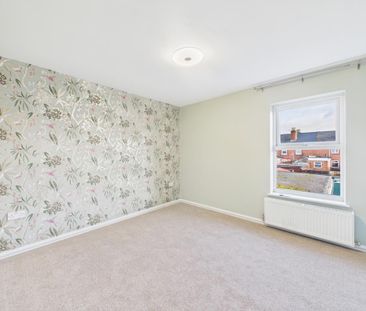 2 bedroom terraced house to rent - Photo 6