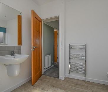 9 Crawfordsburn Road, Bangor, BT20 3QT - Photo 6