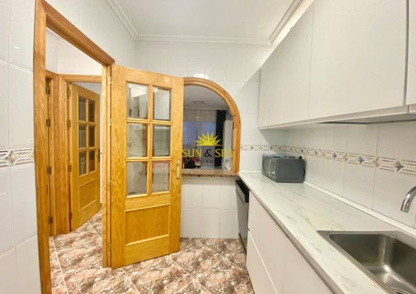 APARTMENT FOR RENT 100 METERS FROM THE BEACH IN TORREVIEJA - ALICANTE PROVINCE