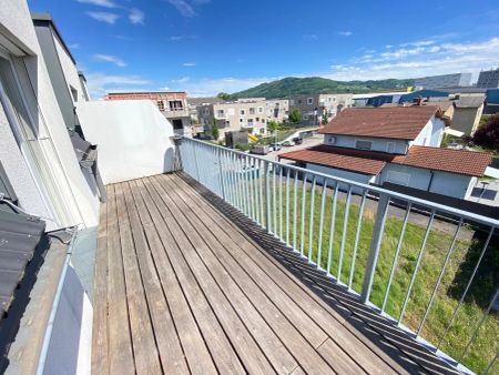 Schöne 3 Zimmer Wohnung mit Balkon zu vermieten - Photo 4