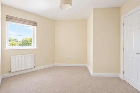 Eastcliff, Portishead, BS20 - Photo 2