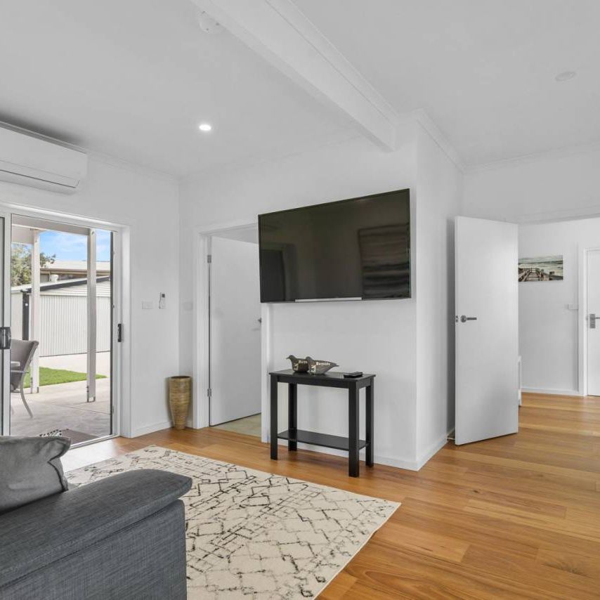 A Riverside Stunner! - Photo 1