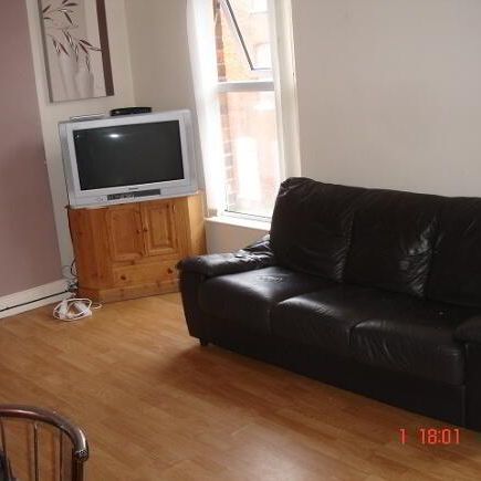 100 Wellesley Avenue, Lisburn Road, Belfast, BT9 6DH - Photo 1