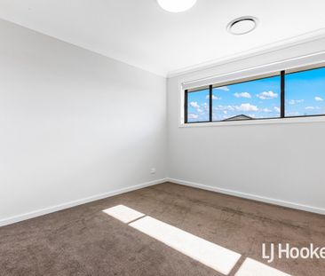 19 Brodie Street, Marsden Park NSW 2765 - House For Rent | Domain - Photo 1