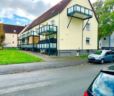 Gemütliche Dachgeschosswohnung mit großer Küche und Wohn-/Schlafzimmer - Foto 4