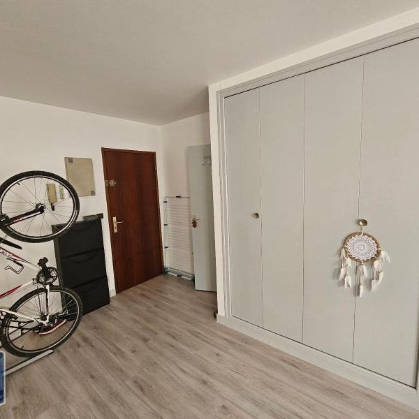 Location Appartement 1 pièce 33m² POITIERS 86000 - Photo 1