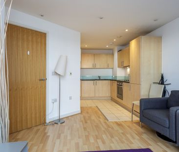 1 bedroom apartment to rent The Crescent, Gunwharf Quays, Portsmout... - Photo 6