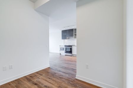 For Lease - 395 Dundas Street Unit# 531, Oakville, Ontario - Photo 2