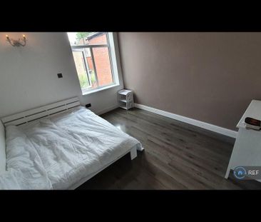 4 bedroom terraced house to rent - Photo 2