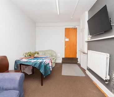 41 Carnarvon Road, Redland, BS6 - Photo 3