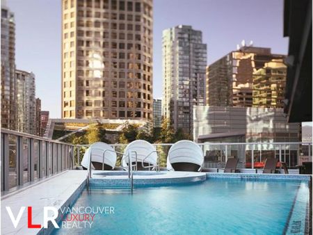 Condo in Downtown Vancouver, BC - Photo 4