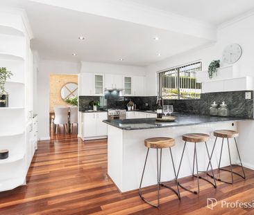 ENTERTAINERS DREAM! STUNNING HOME WITH INGROUND POOL! - Photo 5