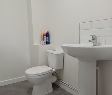 2 bedroom ground floor flat to rent - Photo 5