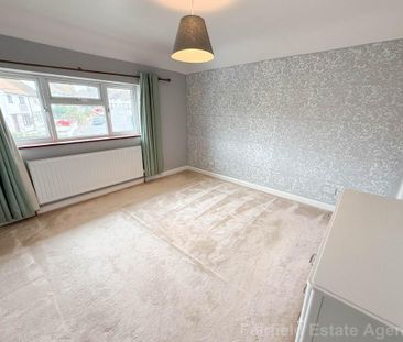3 bedroom end of terrace house to rent - Photo 6