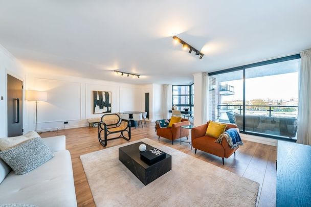 3 bedroom flat to rent - Photo 1