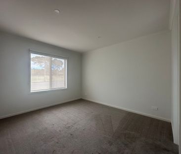 MODERN NEW TWO BEDROOM UNIT WITH TWO BATHROOMS - Photo 5