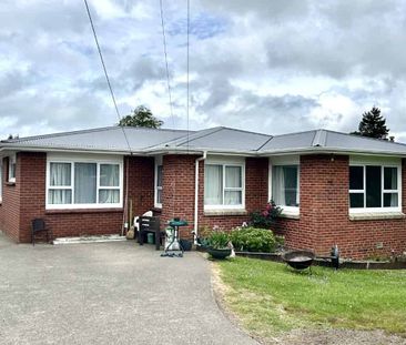 Big Brick home - Photo 1