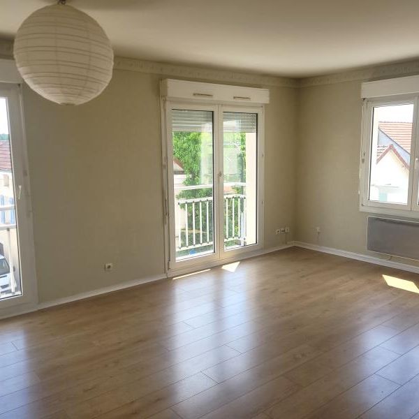 Location Appartement 3 pièces 68m² TRIEL SUR SEINE 78510 - Photo 1