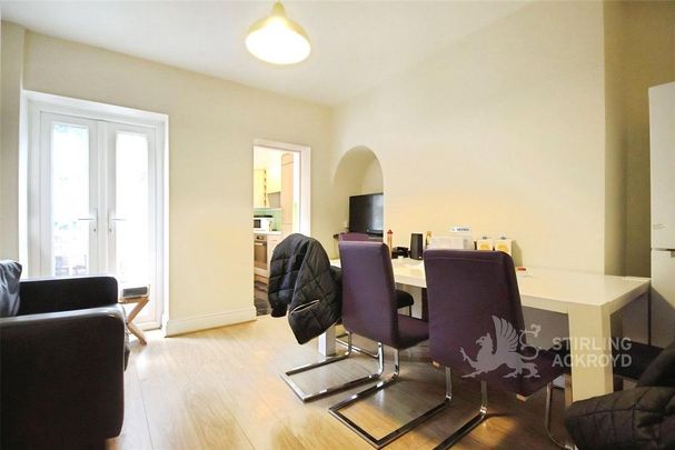 6 bedroom semi-detached house to rent - Photo 1