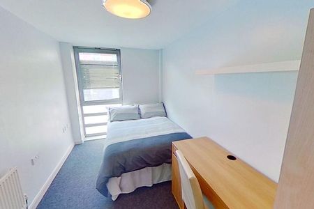 5 bedroom townhouse to rent - Photo 3