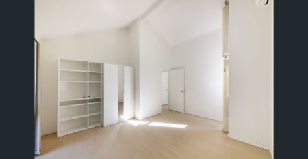 Freshly updated home in peaceful East Killara setting - Photo 3