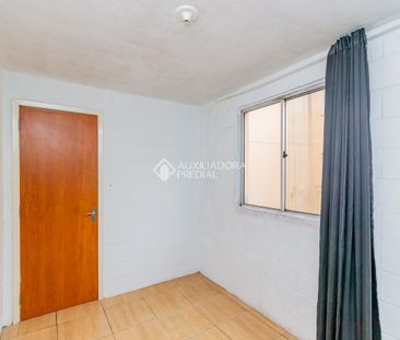 Apartamento com 2 quartos e 39m² para alugar em Mário Quintana, Por... - Foto 1