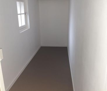 Pour visiter, appeler le 02.23.55.91.17 VITRE, Centre Ville, ce T1 ... - Photo 6