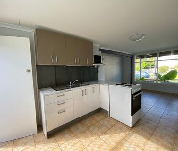 Home For Rent - Photo 4