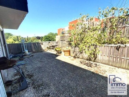 Location appartement duplex/triplex 5 pièces 100 m² à Cergy (95000) Reste des Chenes-Le Ponceau - Photo 1