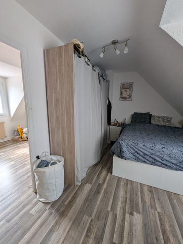 Location Maison 6 pièces 114m² MONTREUIL LE GAST 35520 - Photo 2