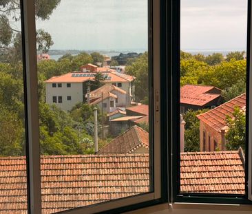 T2 TOTALMENTE RENOVADO E MOBILADO NO CENTRO DE CASCAIS - Foto 1