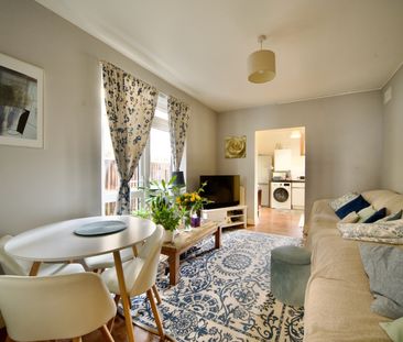 2 Bed Flat, Newport Road, E10 - Photo 5