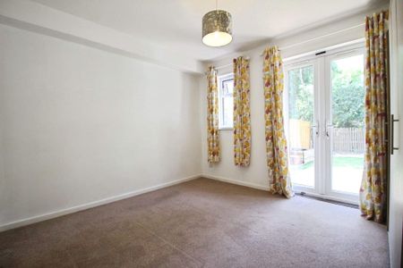 Ancona Close, Ramleaze, Swindon, Swindon, SN5 - Photo 3