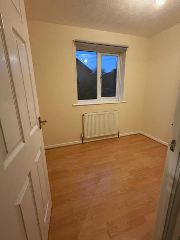 3 bedroom detached house to rent - Photo 5