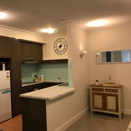 South Yarra 1 Bed 1 Bath 2 Car - Photo 3