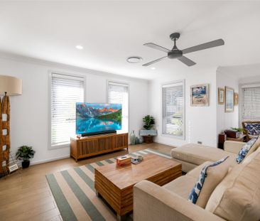 Coastal 3 Bedroom - 2 Bathroom - Double Garage plus Boat or Van Sto... - Photo 5